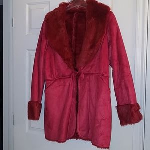 Red Coat w/soft suede material w/fake fur..(nwot)